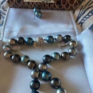 Silver and Blue Necklace and Earrings with Iridescent Pearls. Hand tied.